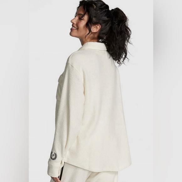 Victoria Secret Pink Fleece Shacket Long Sleeve Reverse Shirt Top XL Cream - Picture 4 of 13